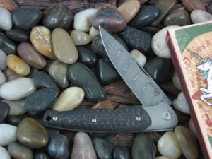 Viper Knives Key with Carbon Fiber Weave handles VA5978FCB